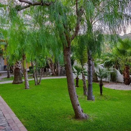 포르투 율리세 아파트호텔 4*