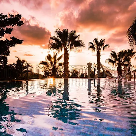 아파트호텔 포르투 율리세 4*