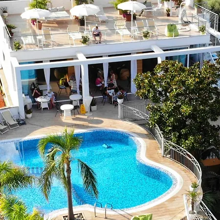 Apartahotel Porto Ulisse Parghelia
