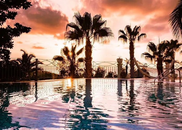 Lägenhetshotell Porto Ulisse 4*