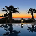 Porto Ulisse アパートホテル パルゲリーア