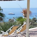Porto Ulisse Aparthotel Parghelia