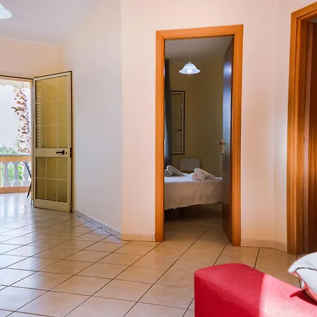 Porto Ulisse Aparthotel Parghelia